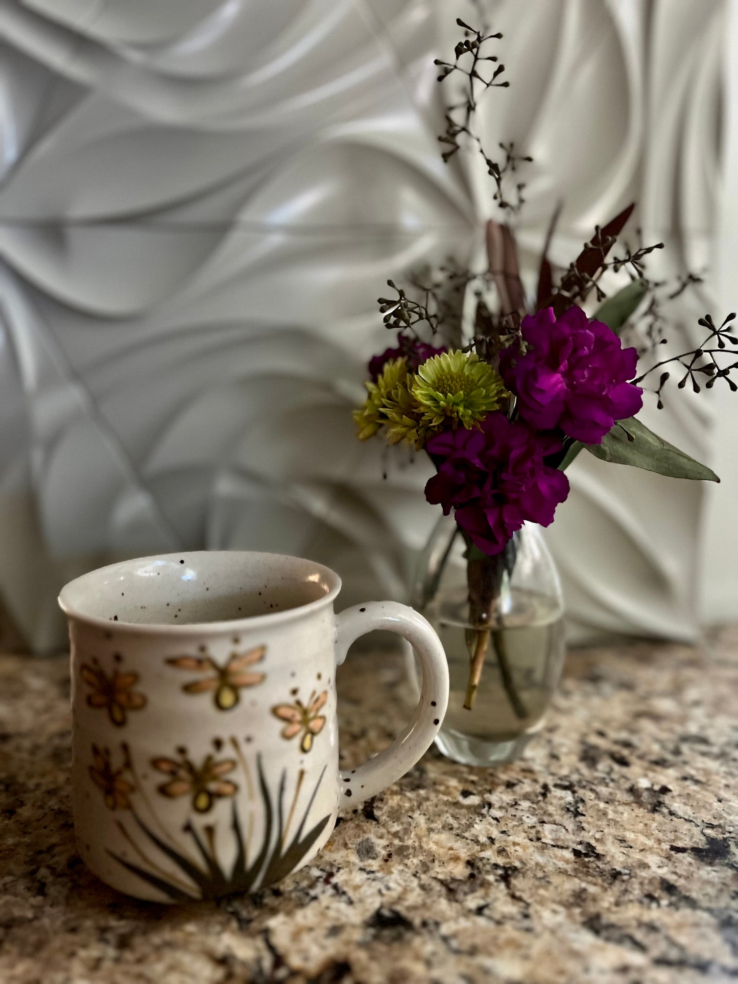 YURI MUG