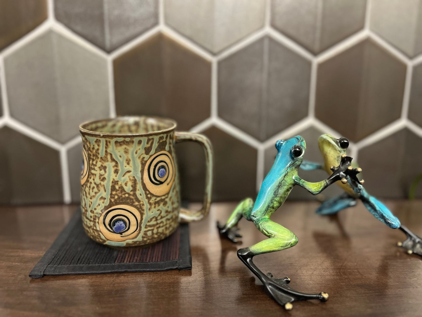 KUJAKU MUG