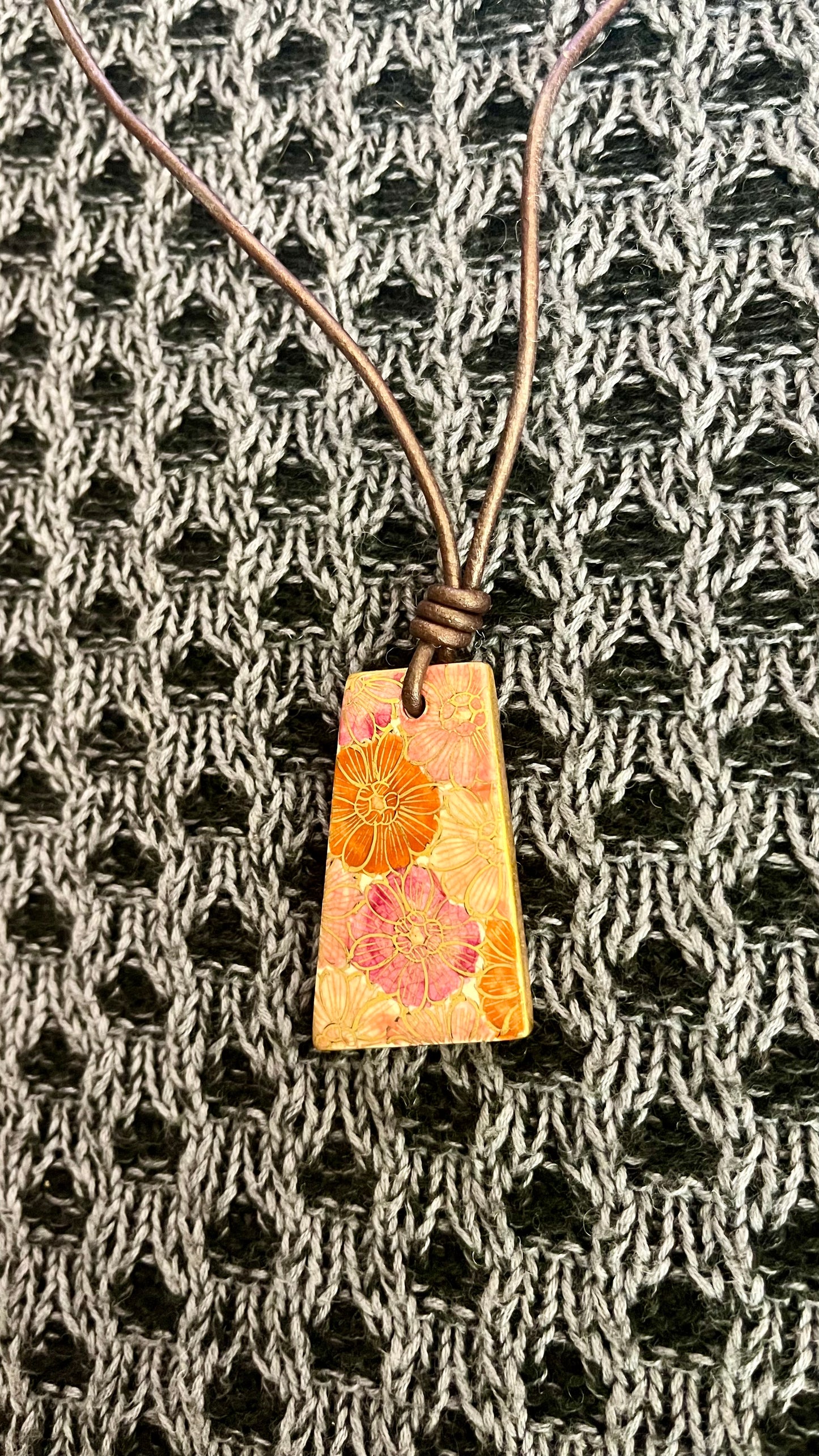 Hand-painted Reversible Japanese Ceramic Necklace: Botan
