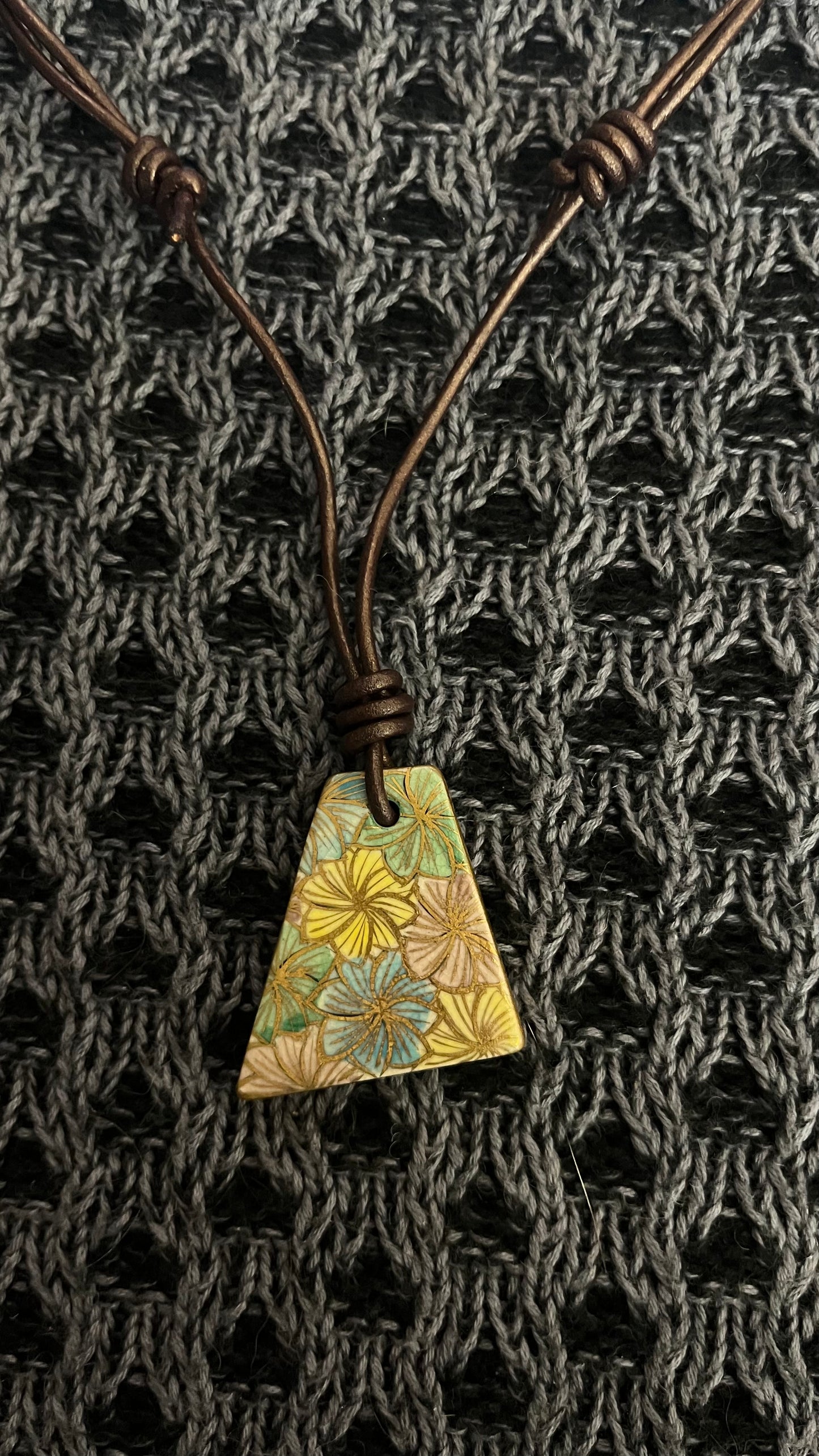 Hand-painted Reversible Japanese Ceramic Necklace: Kiku