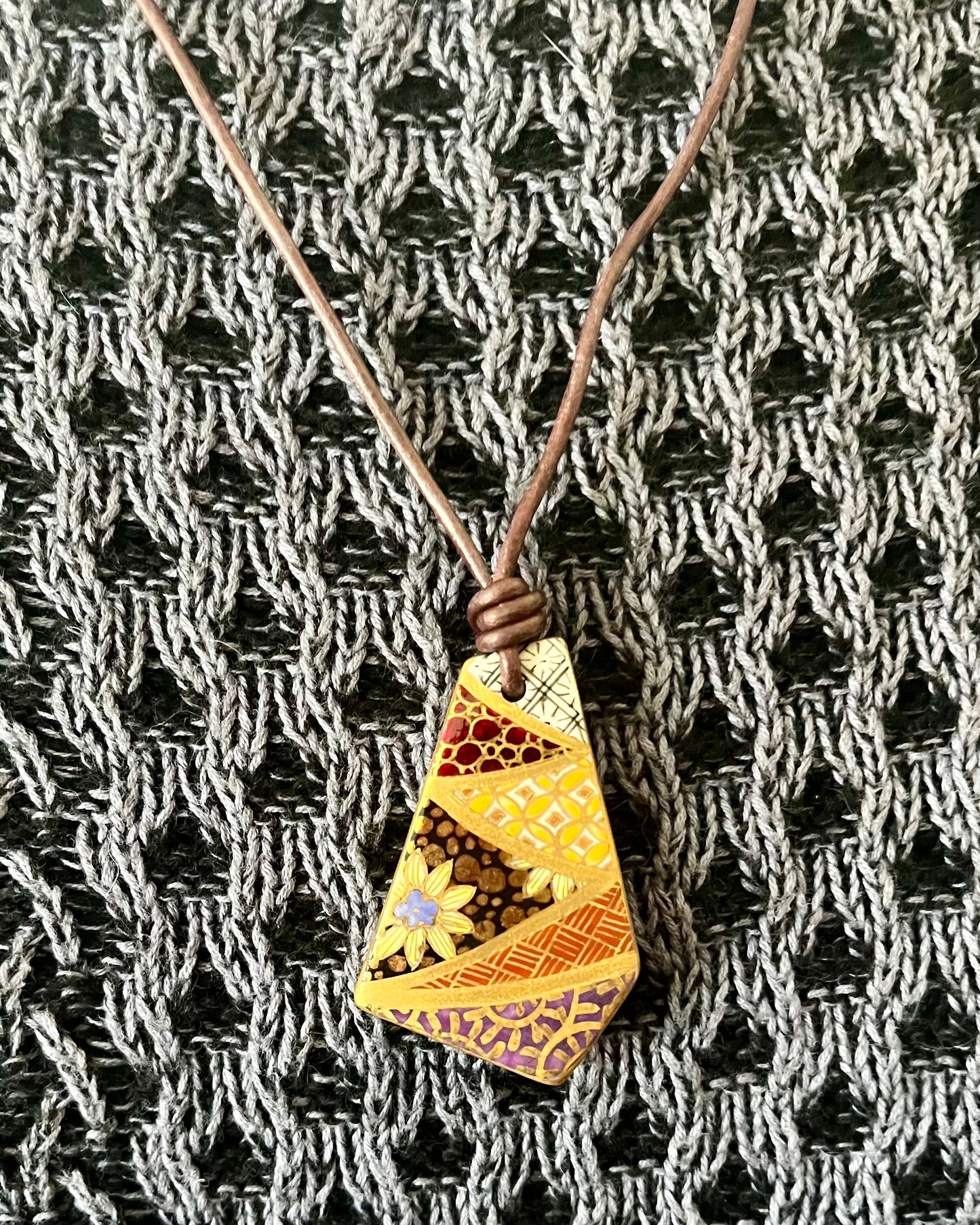 Hand-painted Reversible Japanese Ceramic Necklace: Midori