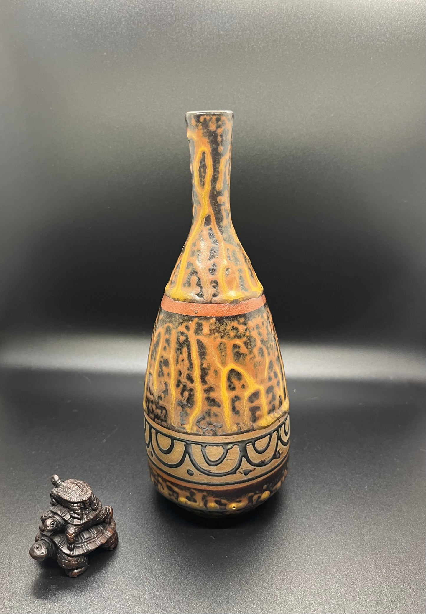 AKI VASE