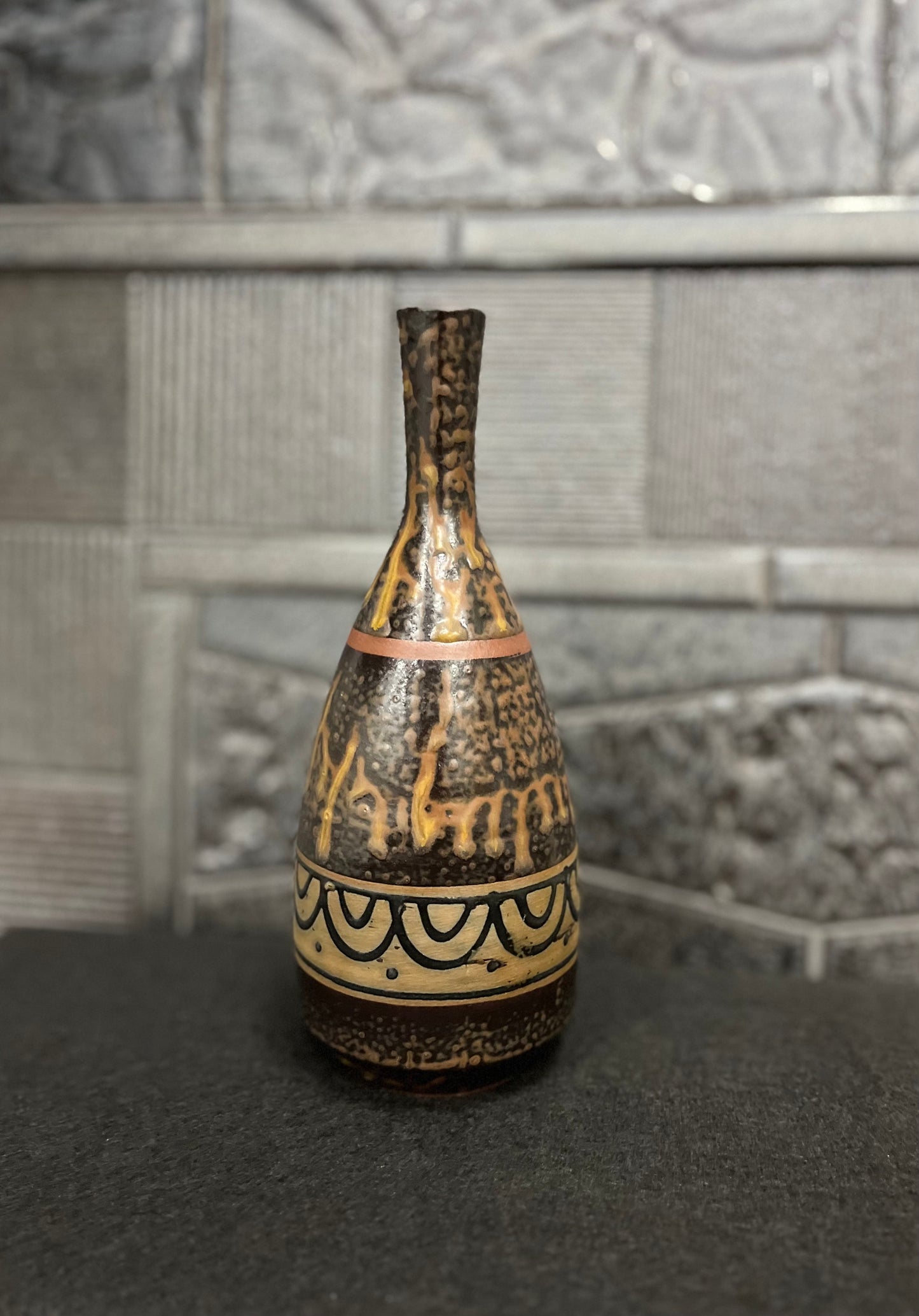 AKI VASE