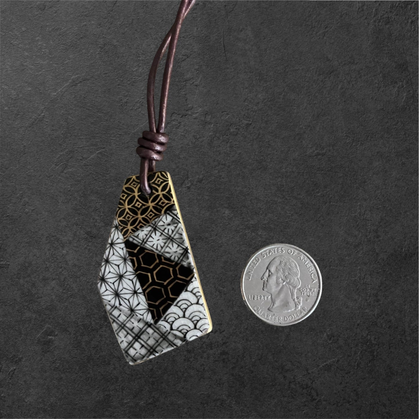 Hand-painted Reversible Japanese Ceramic Necklace: Hoshi