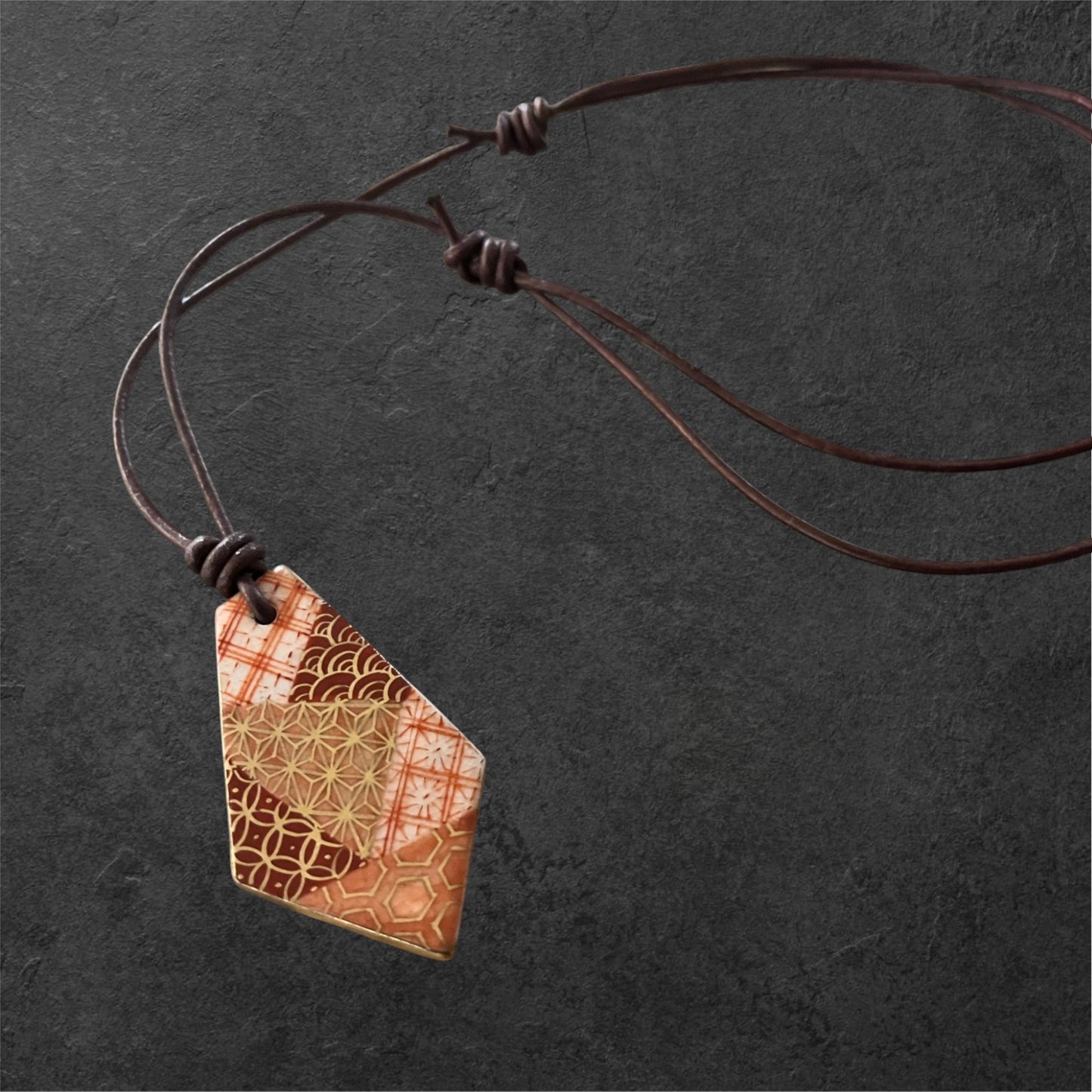 Hand-painted Reversible Japanese Ceramic Necklace: Tsubaki