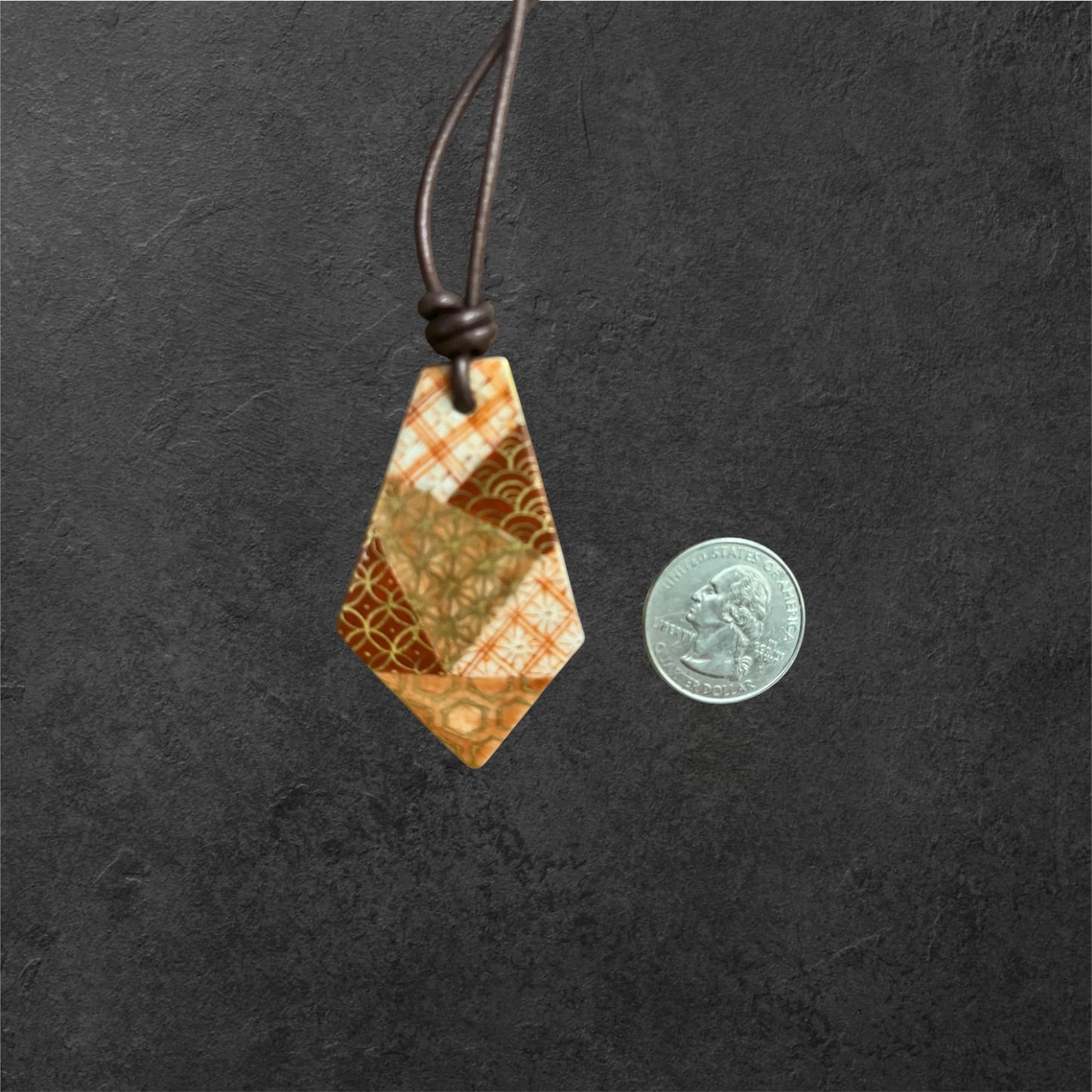 Hand-painted Reversible Japanese Ceramic Necklace: Tsubaki