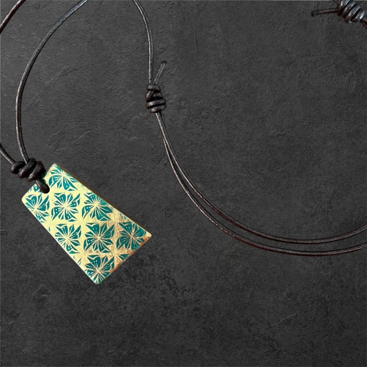 Hand-painted Reversible Japanese Ceramic Necklace: Botan